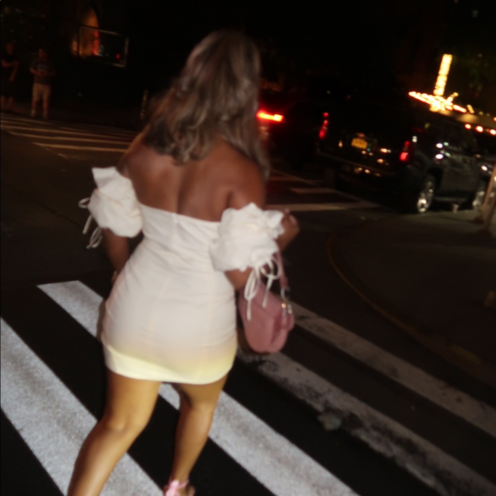 Dress - Picture 4 of 4